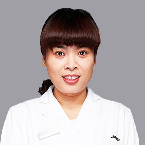 唐小英