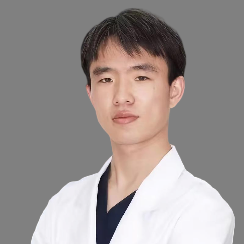 张亚泽